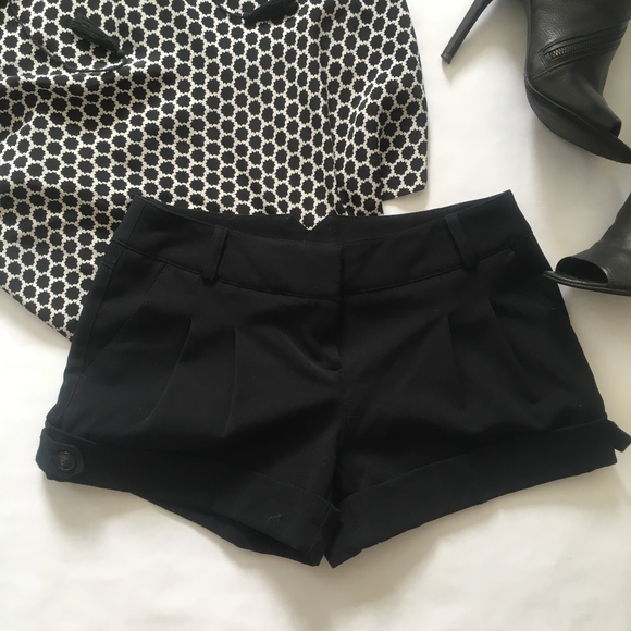 Mixit Pants - Cute pleated shorts - RT